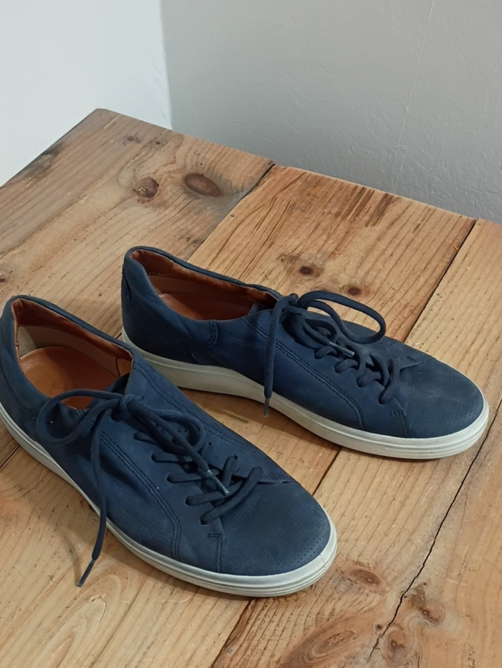 ECCO Men's Blue Suede Sneaker Size 44 US Size 10-10.5